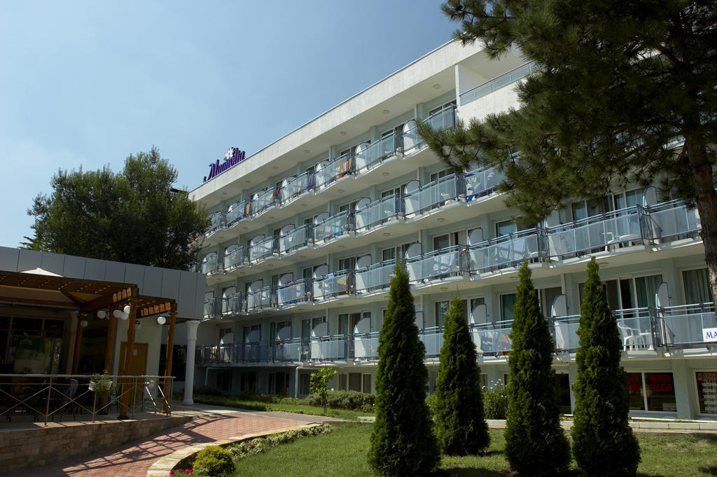 Hotel Magnolia Albena Extérieur photo
