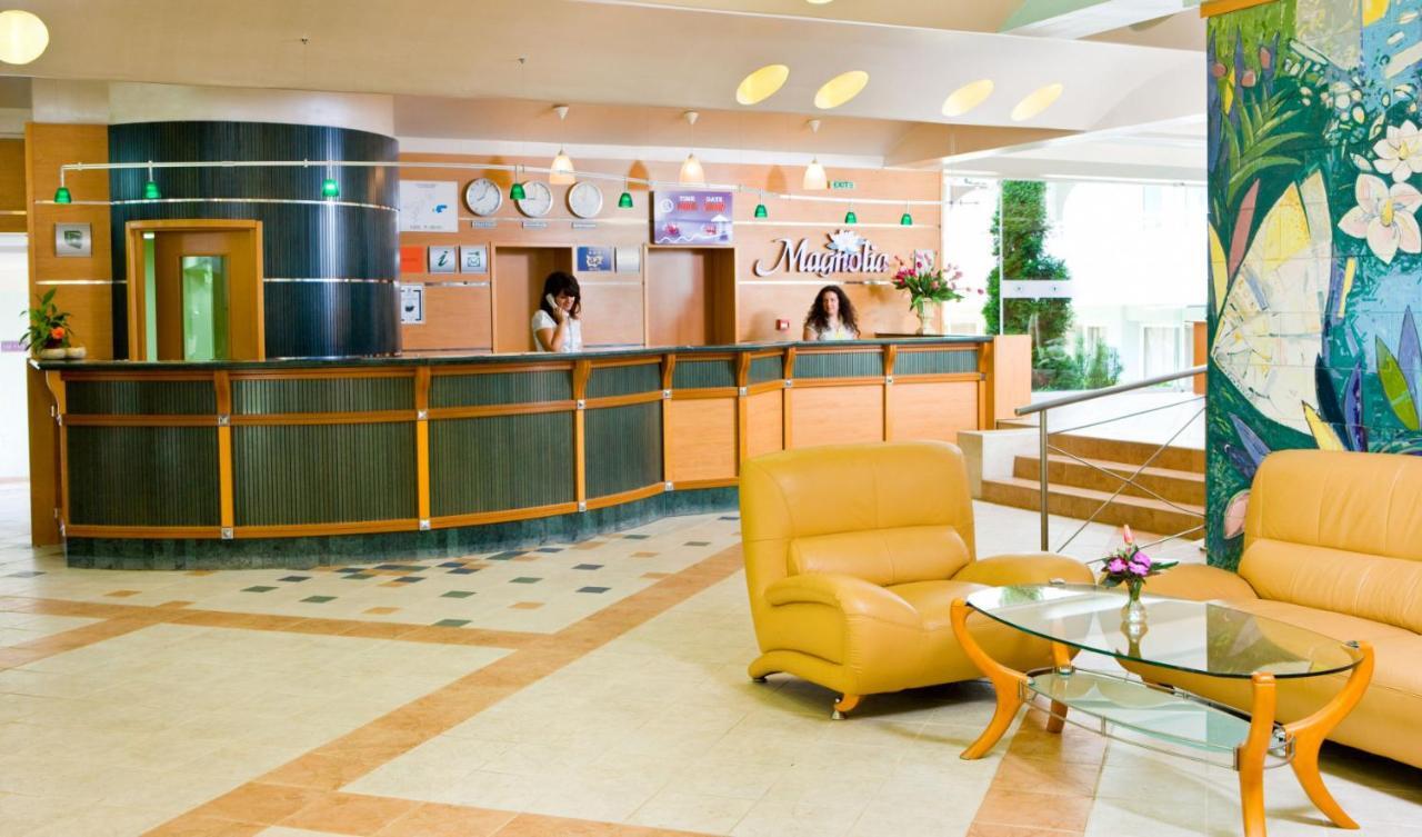Hotel Magnolia Albena Extérieur photo